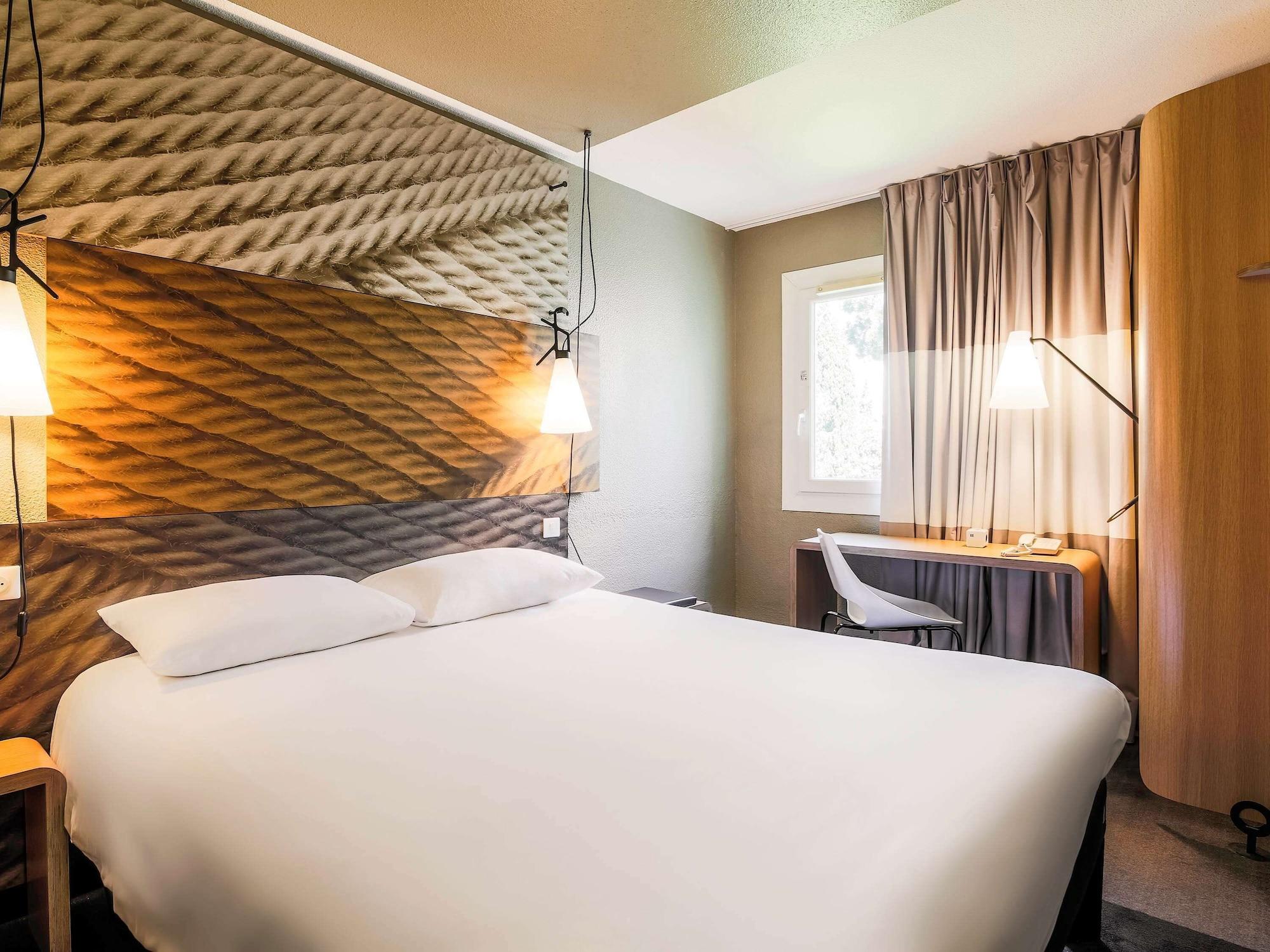 Ibis Carcassonne Est La Cite Hotel Bagian luar foto