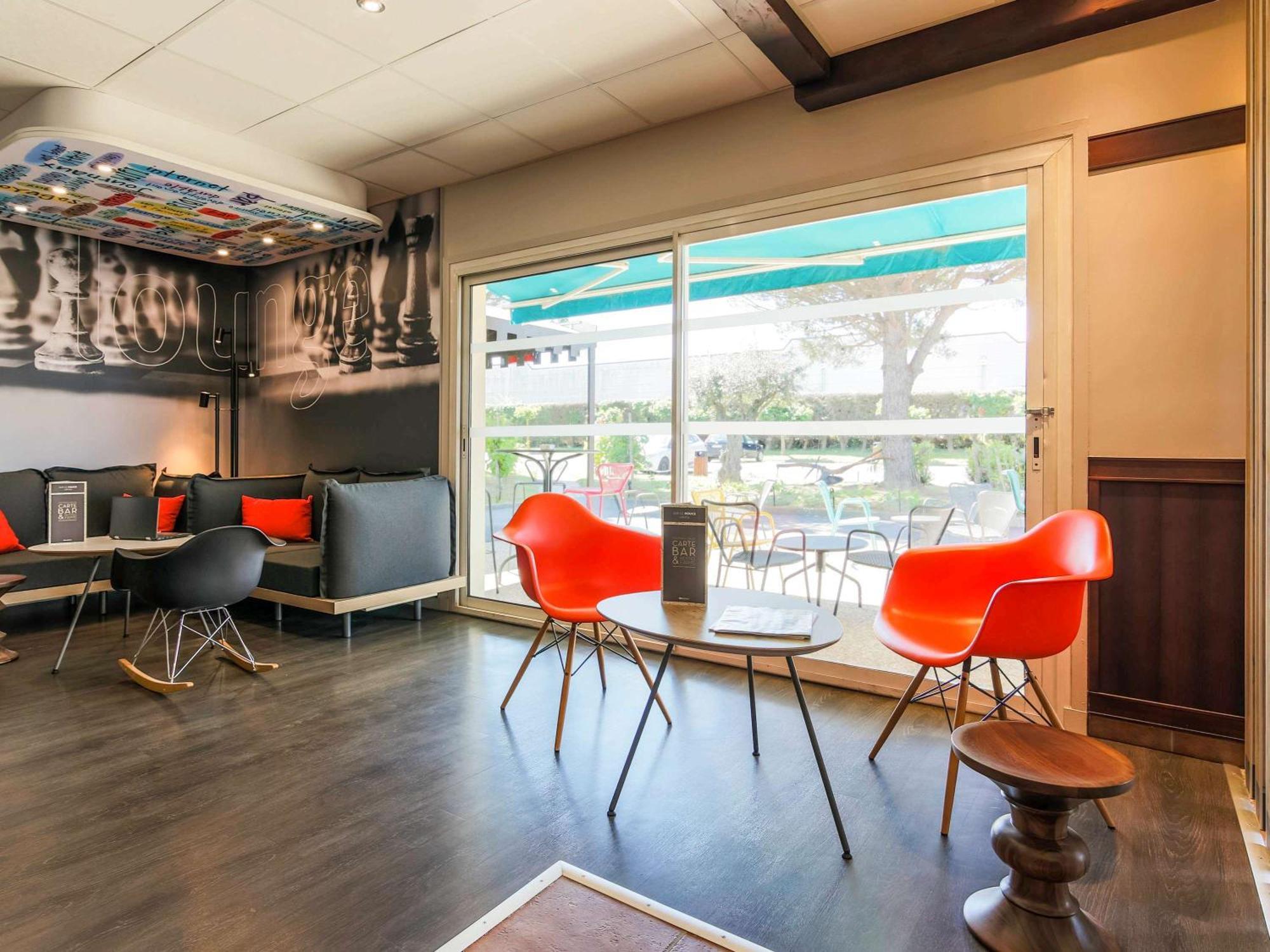 Ibis Carcassonne Est La Cite Hotel Bagian luar foto