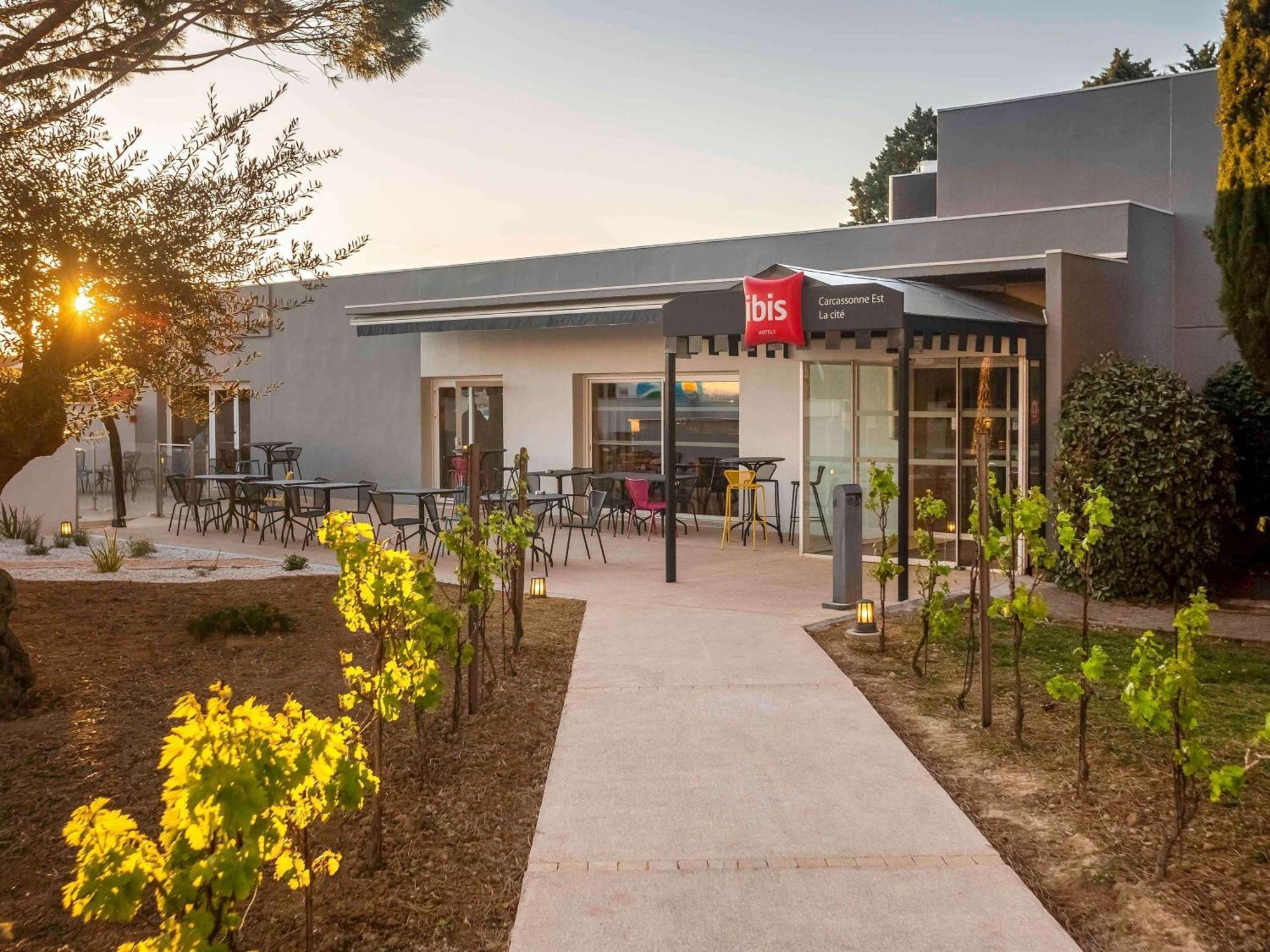 Ibis Carcassonne Est La Cite Hotel Bagian luar foto