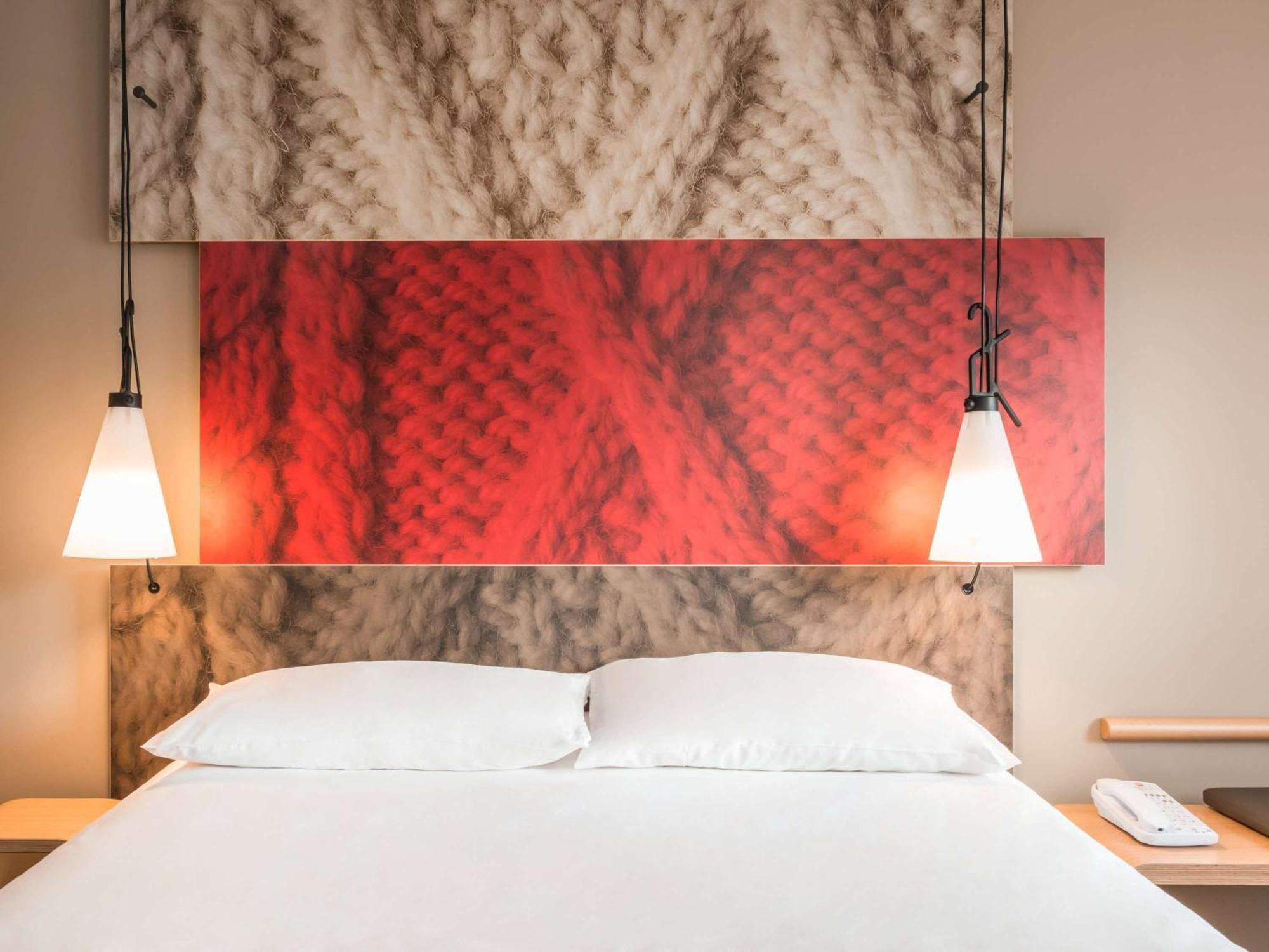 Ibis Carcassonne Est La Cite Hotel Bagian luar foto