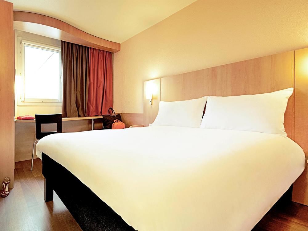Ibis Carcassonne Est La Cite Hotel Bagian luar foto
